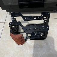 Cage Rig Zv E10, A6300 and Later, Fuji Xt100, and A6500 Leather MarkOriginal sony