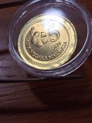 [ Error Coin GOLD Colour ] 2022 Malaysia Error Coin 5 Sen Struck on 50 Sen Planchet UNC/BU Collection Collectible