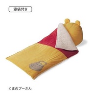 【預購】日本｜小熊維尼：睡袋＋靠墊！兩件組（睡袋幅110cm長175cm靠墊53＋6cm）。