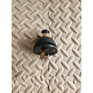 MESIN 3-Prong Rotary Plug Generator Engine Plug