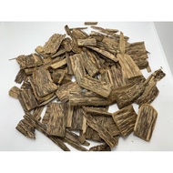 Kayu Gaharu (Keping)Gred A Bakhoor Agarwood Woodpiece Grade A Agarwood Chips