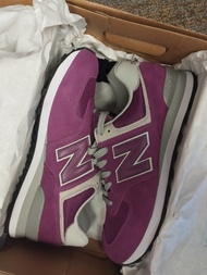 (100% new. us9.5) New Balance 574 紫色 #cloth
