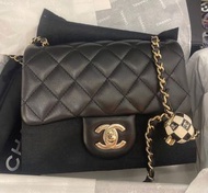 4/12 香港現貨｜Chanel 23C 🔥😍最新款 mini square 棋盤格金球 CF17cm 黑色 淡金扣 足球金波⚽️Full set連專門店單❤️