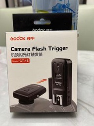 神牛機頂閃光燈觸發器