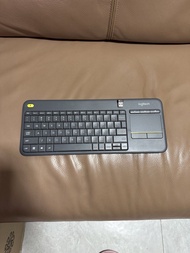 Logitech 羅技 K400 Plus 無線觸控鍵盤