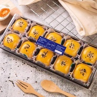 เปี๊ยะลาวา ไข่เค็ม 10 ชิ้น by Mae Ying bakery ขนมอร่อยๆๆถูกๆ