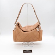 Chanel香奈兒 菱格紋 肩背包 銀色 Ultimate Soft Hobo 羊皮