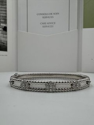 VCA日本Van Cleef & Arpels梵克雅寶Perlée sweet clovers手鐲，鍍銠18K白金，圓形鑽石，中型款式；DEF、IF至VVS級鑽石 Bracelet『25年保卡』