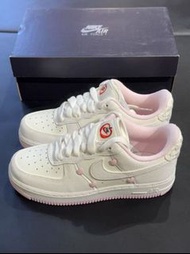 New#HV5992-111/ Nike Air Force 1 Low “Valentine's Day” 情人節 休閒板鞋 白粉 女款