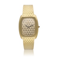 Corum Vintage, a yellow gold manual wind wristwatch, Circa 1970s