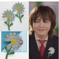 G GD Same Style Daisy Diamond Brooch