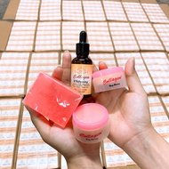 พร้อมส่ง ครีมคอลลาเจน 4 ชิ้น ครีมกลางวัน + ครีมกลางคืน + สบู่ + เซรั่ม ได้ครบ ของแท้ 100%