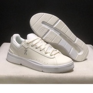 On The Roger Advantage Women's casual board shoes Tennis shoes