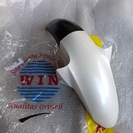 Front Fender R15 Old White WIN
