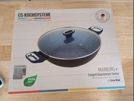 全新德國CS-Kochsysteme 雙柄32cm 易潔鑊,連玻璃煲蓋,PFOA free, Procalon plus non stick,高10cm，電磁爐適用