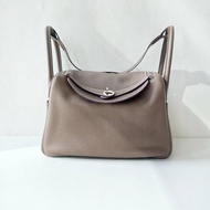 愛馬仕/Hermes 大象灰銀扣lindy30 c刻 2018年 尺寸：30×19×16cm 98新