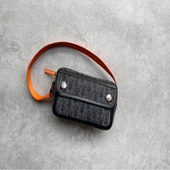 「JL精品代購」9新Dior飛行員牛仔老花丹寧寬肩帶腋下包