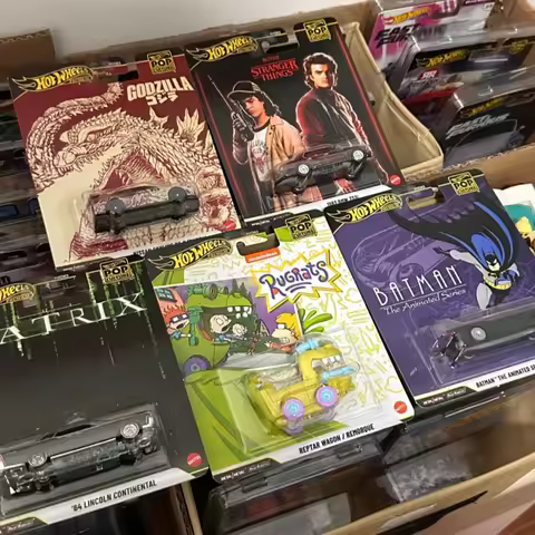 Hot Wheels Premium 2026 Pop Culture Hotwheels 2026 1/64 Car Model BMW Batman Batmobile Nissan GT-R L