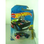 Hot Wheels. 2018 HW Art Cars Mini Collection - 9. 69 Corvette Z28 by MATTEL