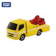 Tomica โทมิก้า No.5 Toyota Dyna Towing Vehicle