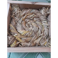 Straw nests, beddings for chickens and pigeons