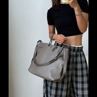 Chanel嘻皮大象灰Tote托特包菱格紋購物袋