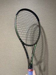 日本購入男女啱用 Wilson blade V8 98s  tennis racket  grip 3, 295g, 98 sq in, 16x 18 pattern 網球拍  球拍運動  Good 
