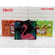 MINI SQUARE BAG 2 WIDTH (33 X 27.5 X 12.5 CM)