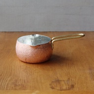 圓潤小巧的迷你牛奶鍋