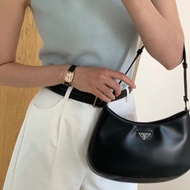 PRADA Cleo黑色三角標單肩腋下hobo包27*22*6 98新配件塵袋