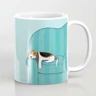 Mug happy couch beagle