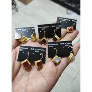 Jawan square earrings