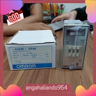 ️ Omron E5EM-YR4K Temperature Controller