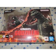 S.H.Monsterarts [Order to Attack Earth - Godzilla vs. Gigan] Godzilla (1972) Painted PVC figure, approximately 160mm