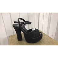 Children's Shoes 3 High Heels. 5 Inches