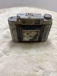 กล้องฟิล์ม Mamiya-6 (Mamiya Six) ซึ่งเป็นกล้อง Rangefinder แบบพับเก็บได้ที่ผลิตโดย Mamiya ในช่วงปี 1