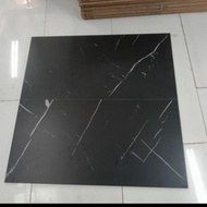 granit 60x120 roman hitam motif doff nero marquina