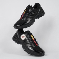 Sepatu Salomon PALACE XT Wings 2 Tripleblack Sneakers Authentic