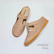 รองเท้าสวมเปิดส้นปักลายสวยหนังนุ่มใส่สบายพื้นกันลื่น no.MK8362 by here_shoe_shop