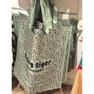 FLYING TIGER - Christmas Reusable Bag