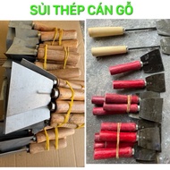 Super sturdy wooden handle steel blade alder, used to effervescence walls, scrape iron and wood door