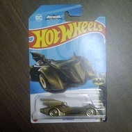 Hotwheels batmobile dc