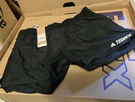 Adidas Terrex shorts 跑褲