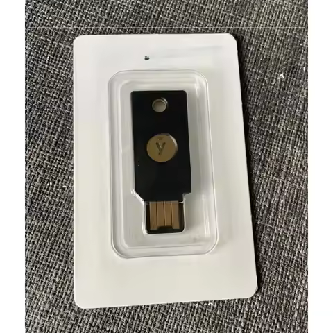 Yubico Yubikey Security NFC - Two Factor Authentication USB