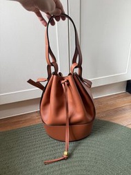 Loewe balloon bag