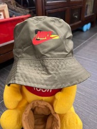 Nike 雙面漁夫帽