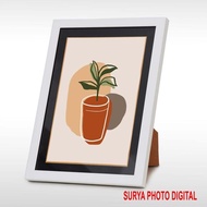 Minimalist 8RW/A4 Matt/List White Photo Frame