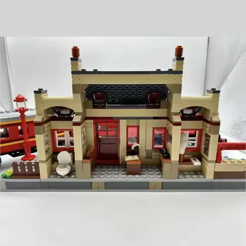 IN STOCK 1074pcs Train Station Building Blocks Bricks Model Fit 76423 Toys For Children Christmas Bi