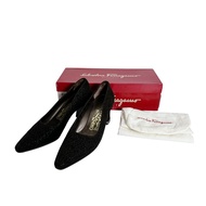 Salvatore Ferragamo 黑色中跟鞋， 5碼
Salvatore Ferragamo黑 [二手]