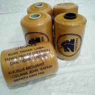 Levis jeans sewing thread